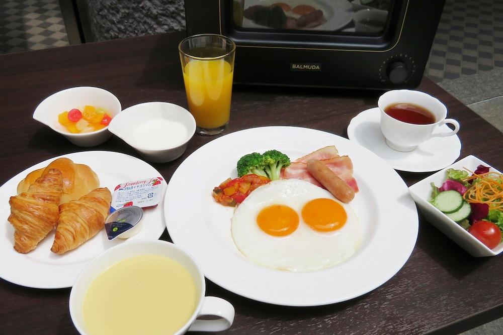 大阪米尔帕克酒店 4*